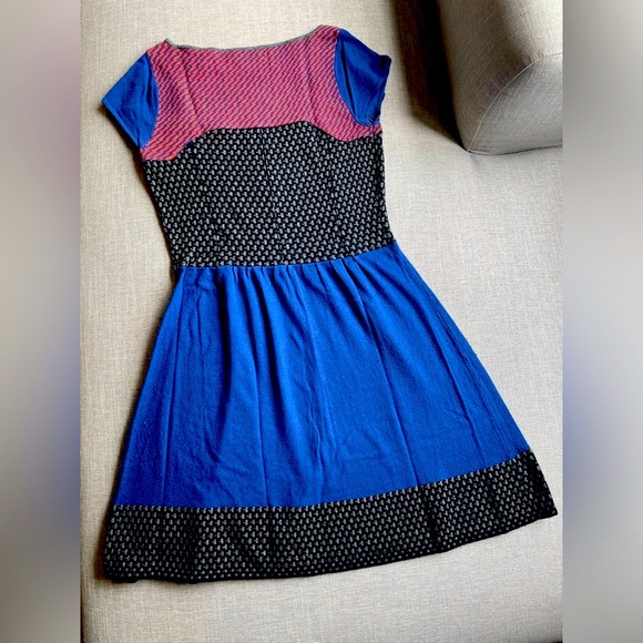 EUC Anthropologie Sparrow wool knee-length dress Small - Picture 2 of 3